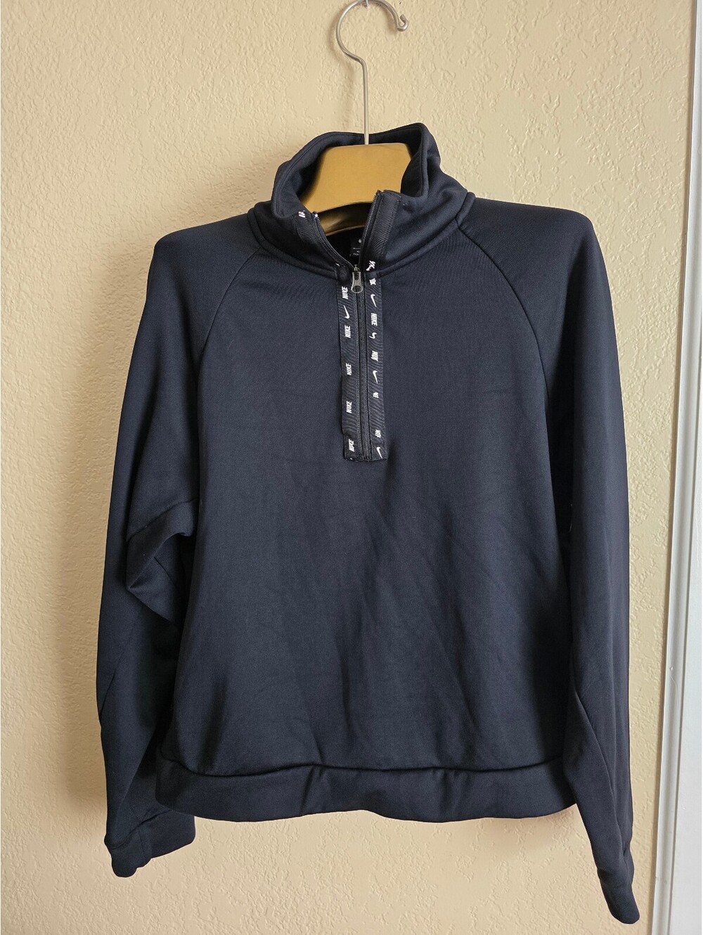 Nike Black Half-Zip Pullover Sweatshirt Medium